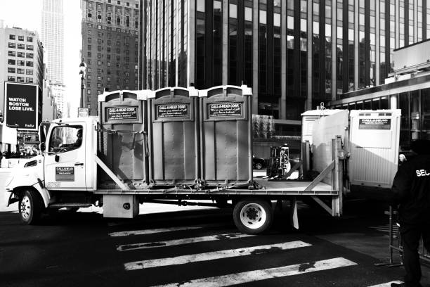 Portable Toilet Options We Offer in University Of California Santa Barbara, CA